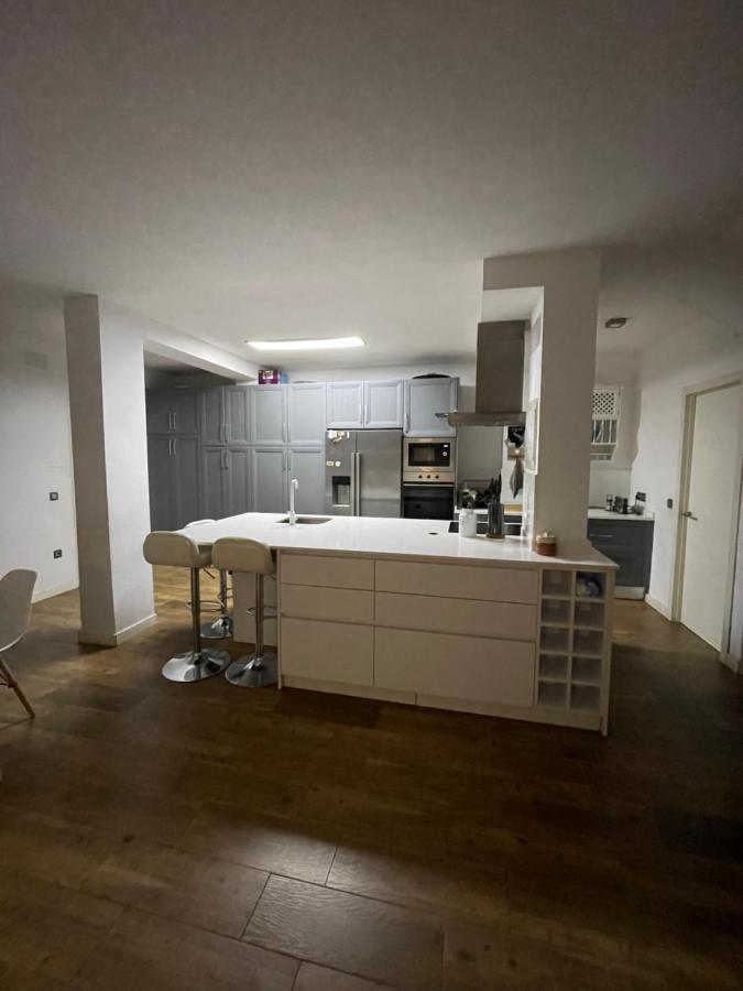 Mediterranean House - Habitaciones Privadas En Casa Compartida 梅里那德奥拉菲 外观 照片